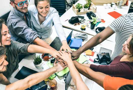 7 Ways to Bridge Language and Cultural Gap at Workplace