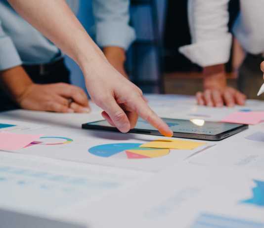 leads and lags in a project - invensis learning