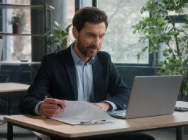 Operations Manager Roles and Responsibilities