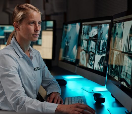 Security Operations Center (SOC) Analyst Roles & Responsibilities Security Operations Center (SOC) Analyst Roles & Responsibilities